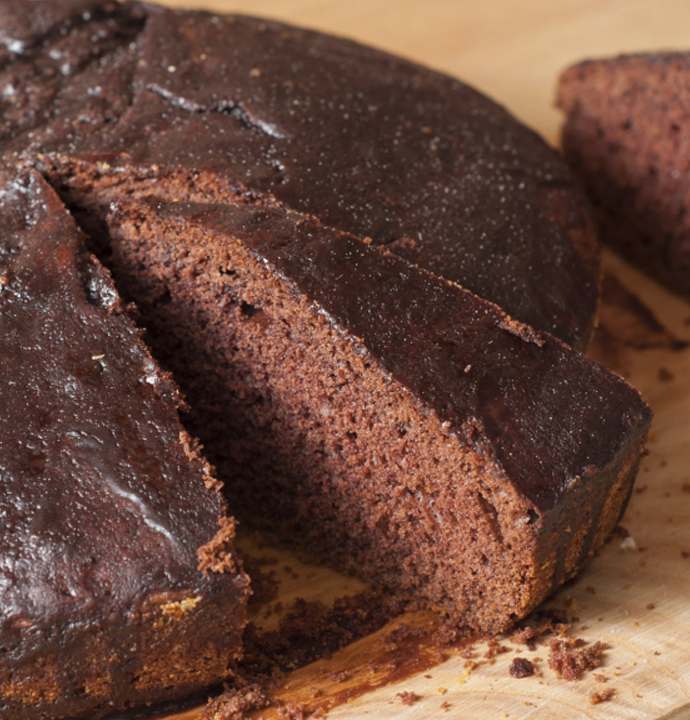 Torta al cioccolato senza uova, burro e olio