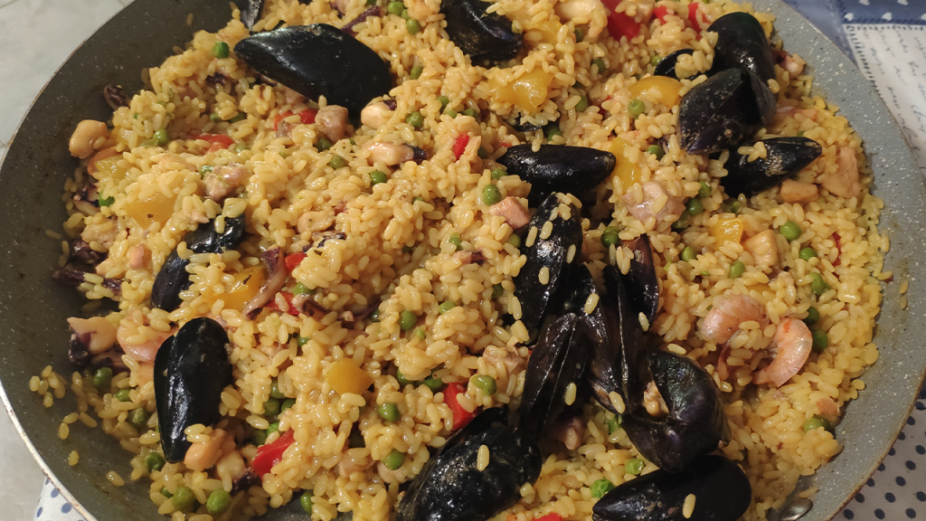 Paella di pesce Cookando